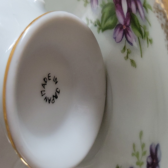 VINTAGE BONE CHINA - Picture 2 of 4